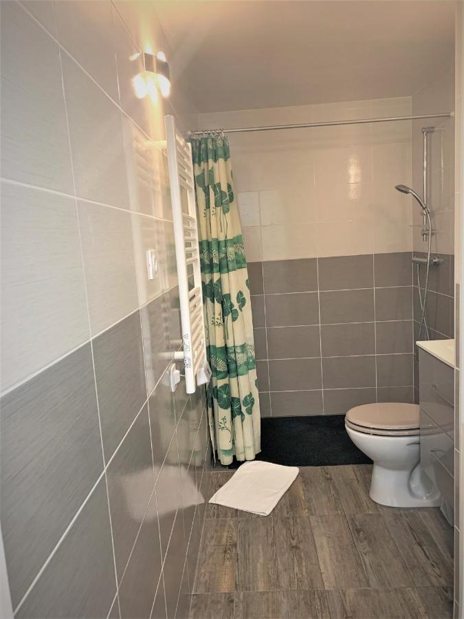 Formidable Studio Au Coeur Historique De Frejus Apartment Exterior photo